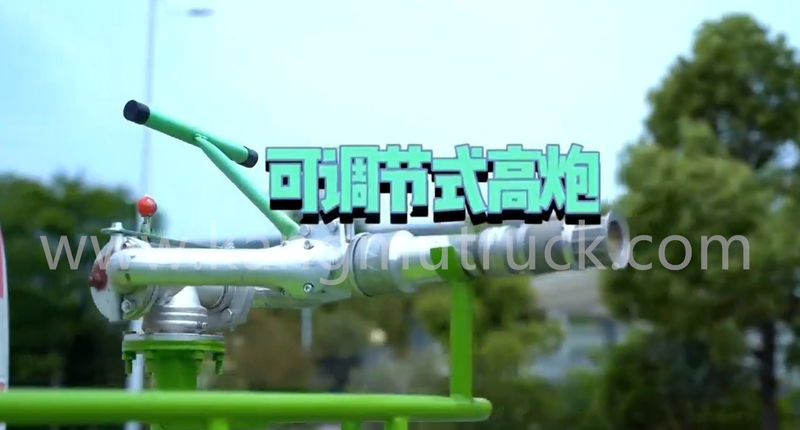 Zelen&eacute; striekacie auto Dongfeng Dolika D7