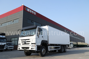 Camion frigorifero Sinotruk Howo 6x4