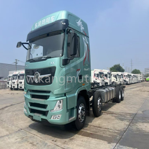 Vlajkov&aacute; loď Dongfeng Tianlong King KX na prepravu hospod&aacute;rskych zvierat