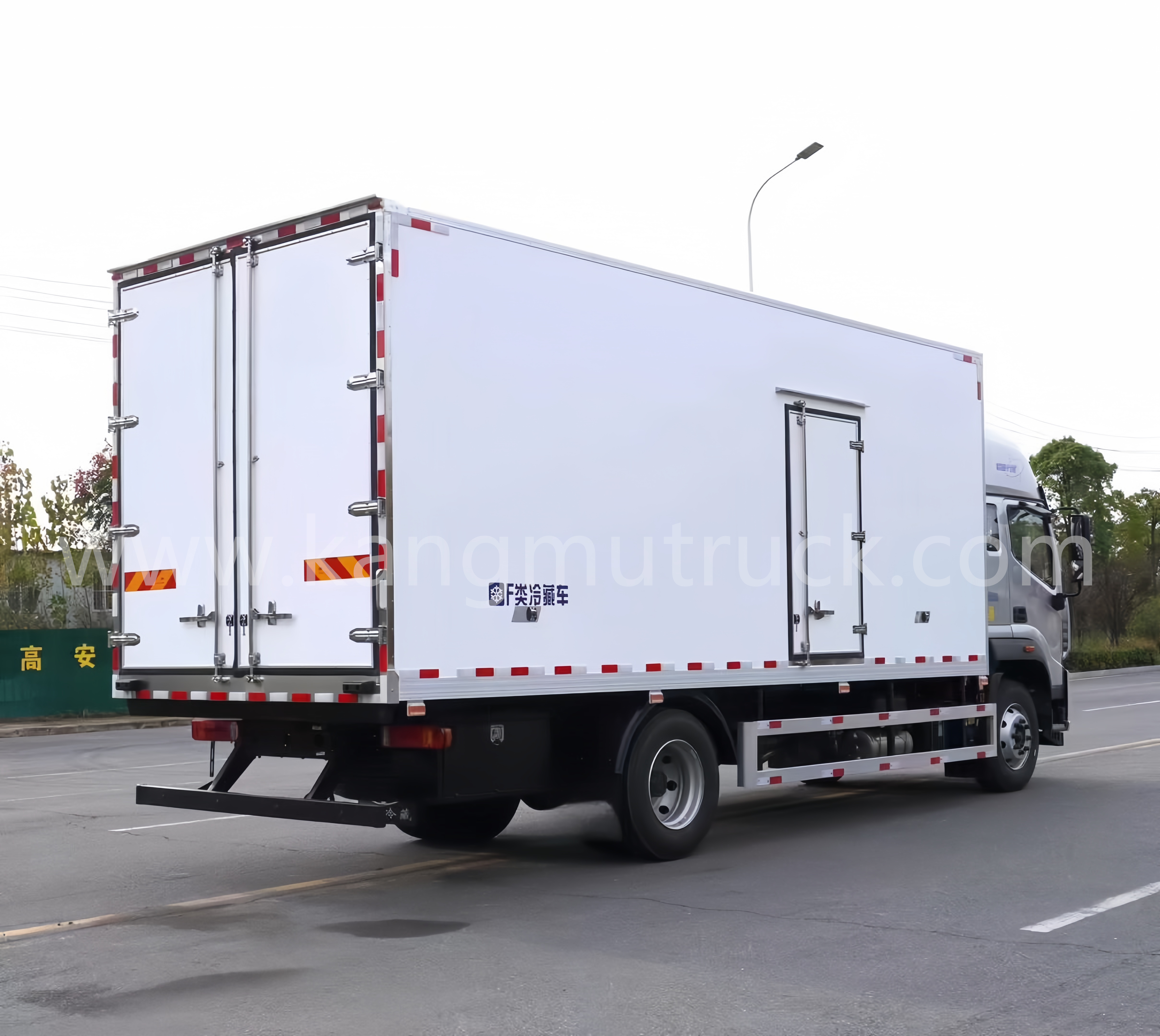 FOTON 6.8M 300HK K&oslash;lelastbil 
