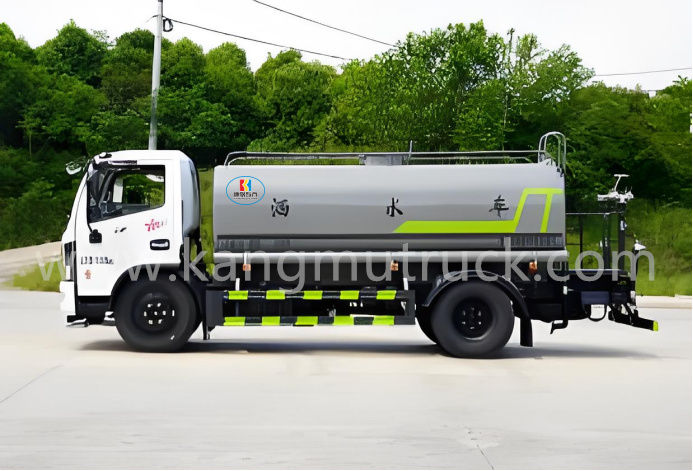 Dongfeng Dolika 9 CBM 156HPスプリンクラートラック