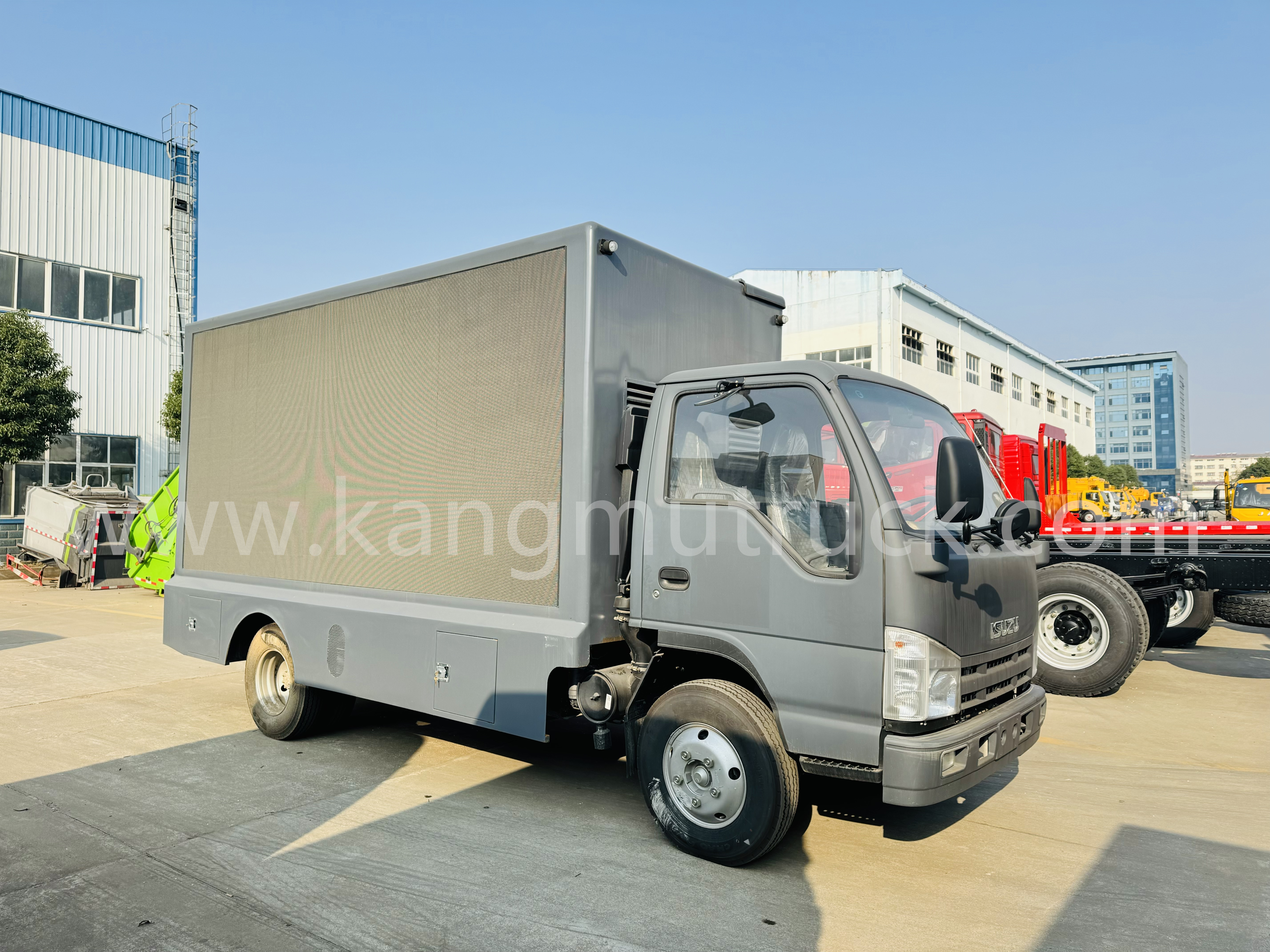 ISUZU 4X2 P4 LED lastbil