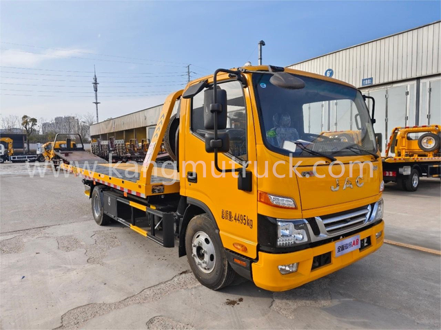 JAC A8 Ultra Luxury Wide Wrecker Recovery Truck