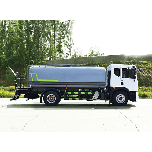DONGFENG Su Deposu Kamyonu 15000-20000 Litre Su Yayıcı Kamyonu