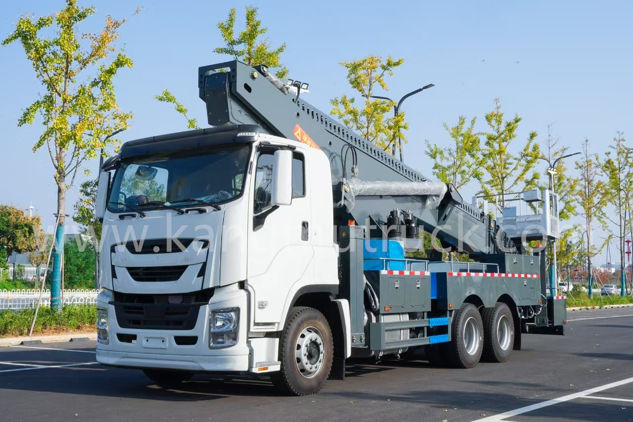 ISUZU 56-метровый автопогрузчик