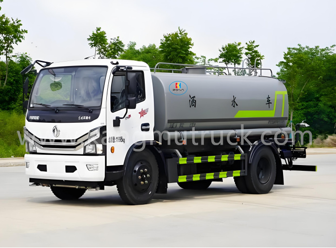Dongfeng Dolika 9 CBM 156HPスプリンクラートラック