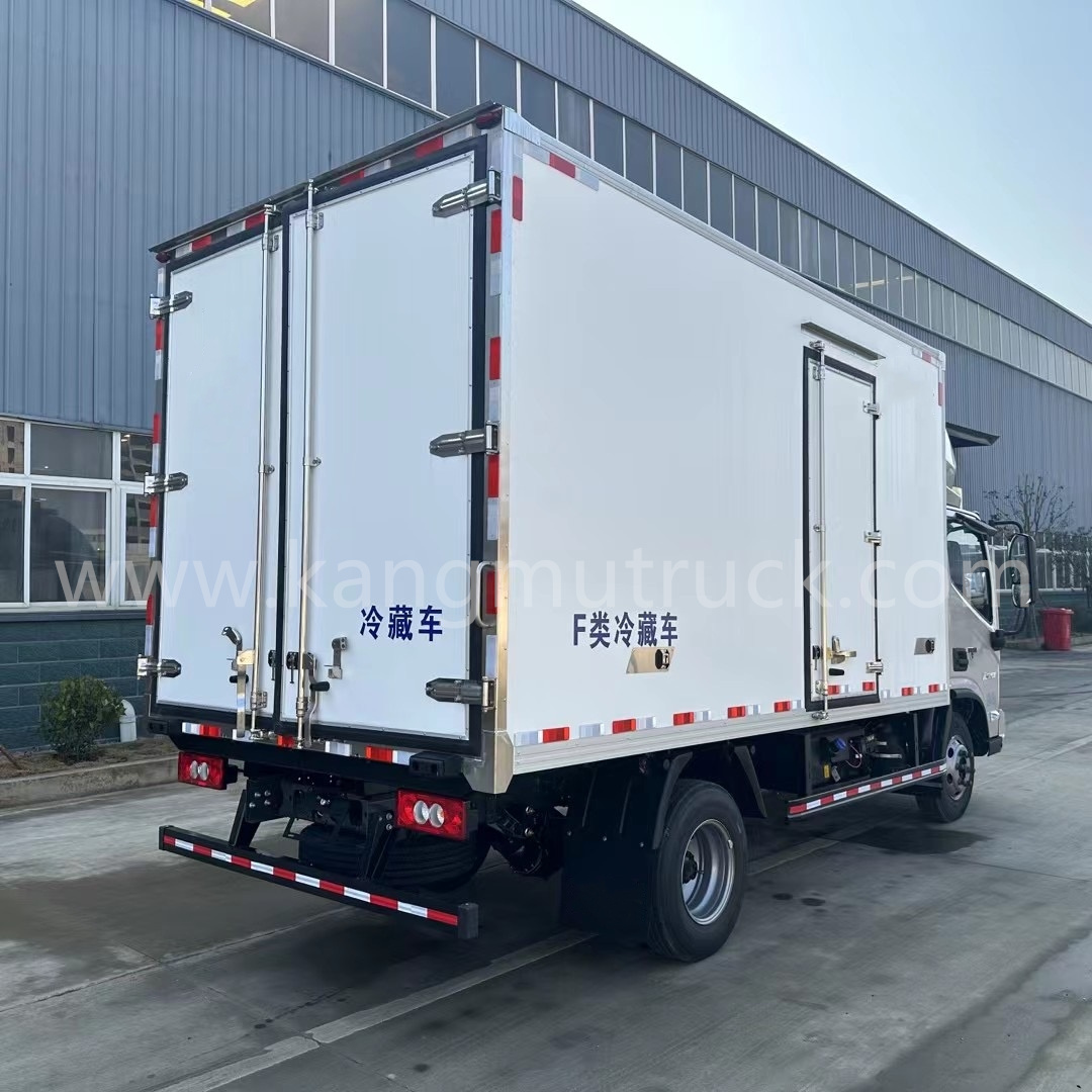 Camion refrigerato di grande capacit&agrave; FOTON 4.2M 160HP 