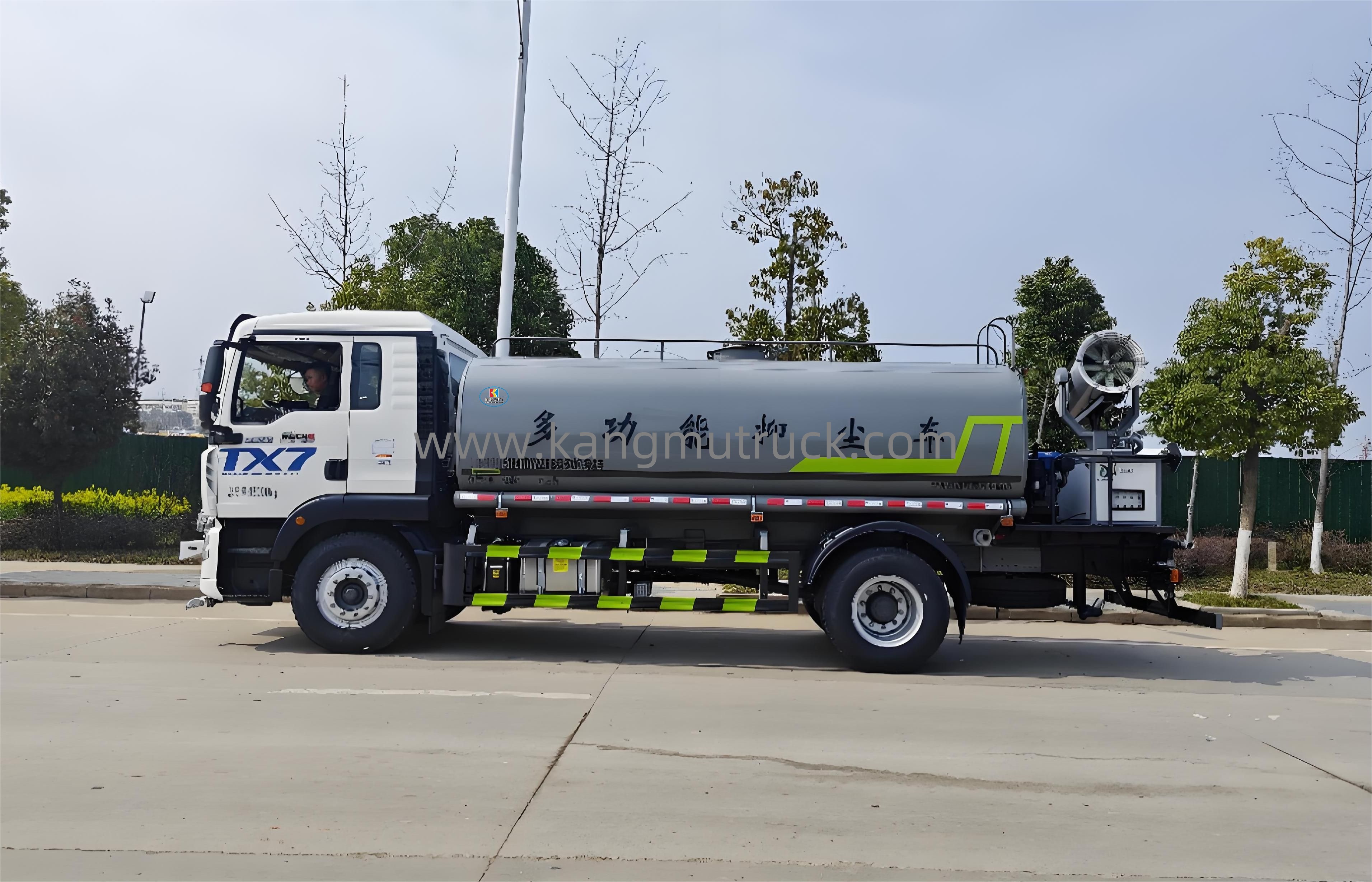 Sinotruk Howo TX7 240HP 15Cbm 먼지 억제 트럭